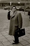 Zettel-m-Zeigefinger